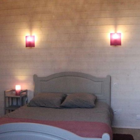 Chambres Aux Bonnes Herbes Bais  Luaran gambar