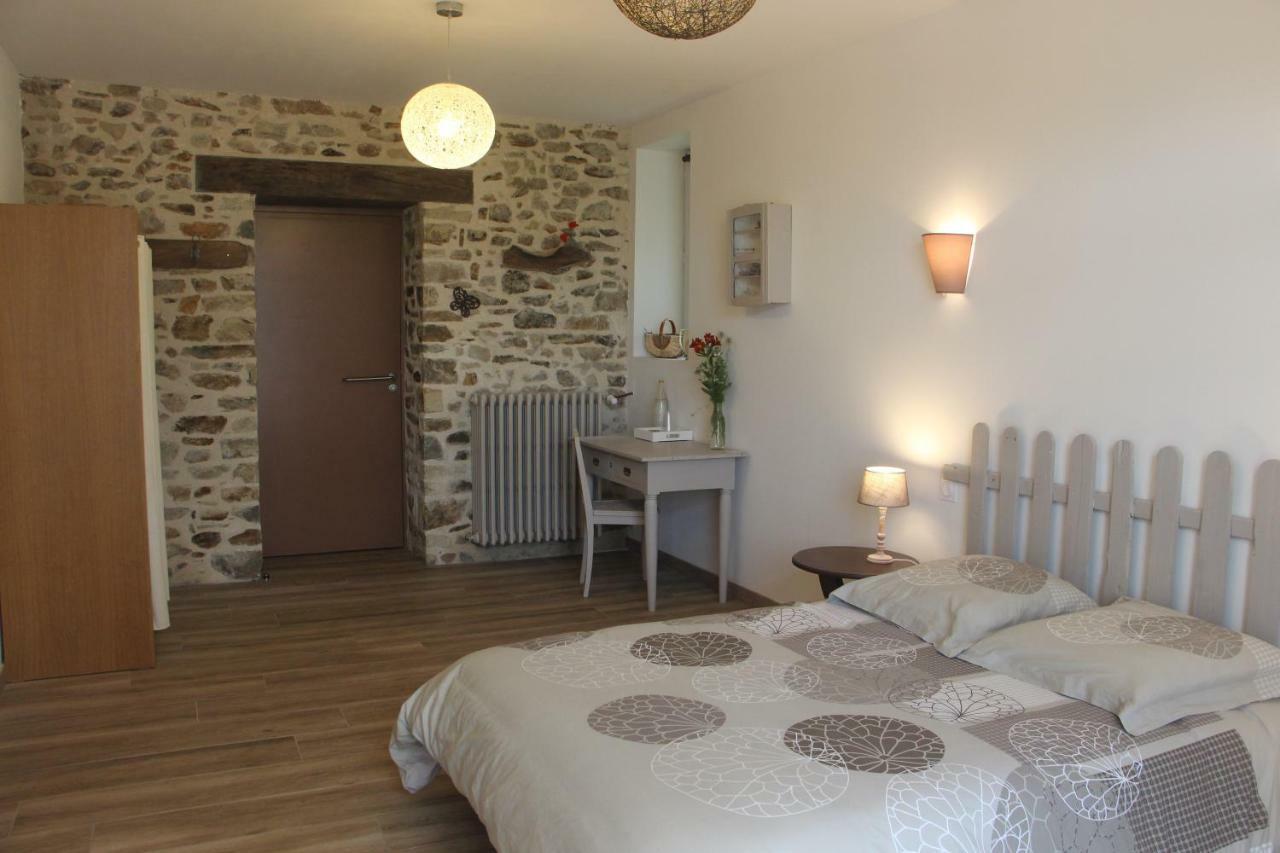 Chambres Aux Bonnes Herbes Bais  Luaran gambar