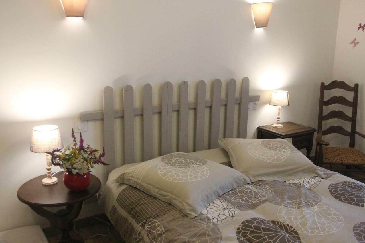 Chambres Aux Bonnes Herbes Bais  Luaran gambar