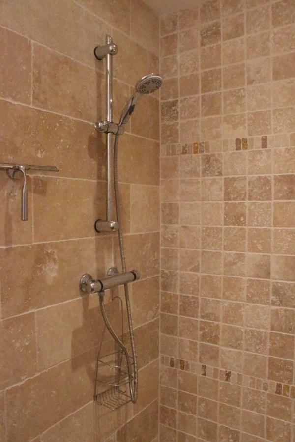 Chambres Aux Bonnes Herbes Bais  Luaran gambar